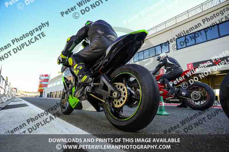 cadwell no limits trackday;cadwell park;cadwell park photographs;cadwell trackday photographs;enduro digital images;event digital images;eventdigitalimages;navarra;no limits trackdays;peter wileman photography;racing digital images;trackday digital images;trackday photos